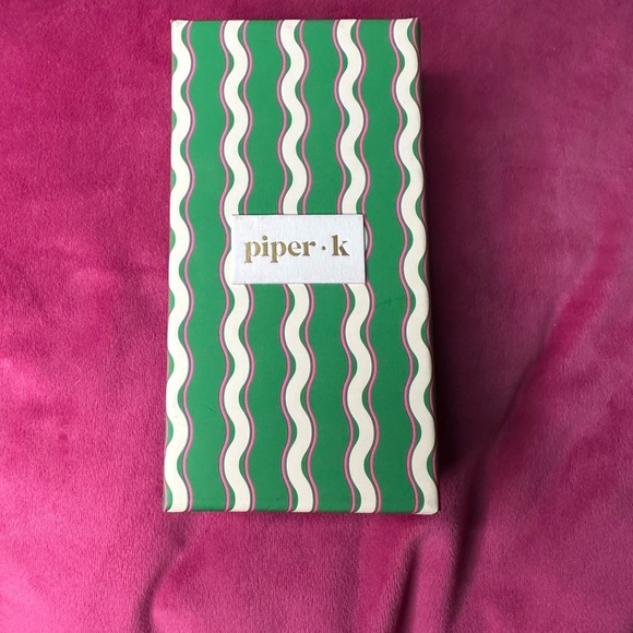 Piper K Blue Swan Key & Bag Charm - Picture 3 of 4